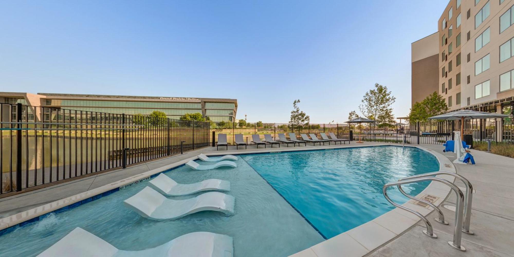 Homewood Suites By Hilton Grand Prairie At Epiccentral מראה חיצוני תמונה