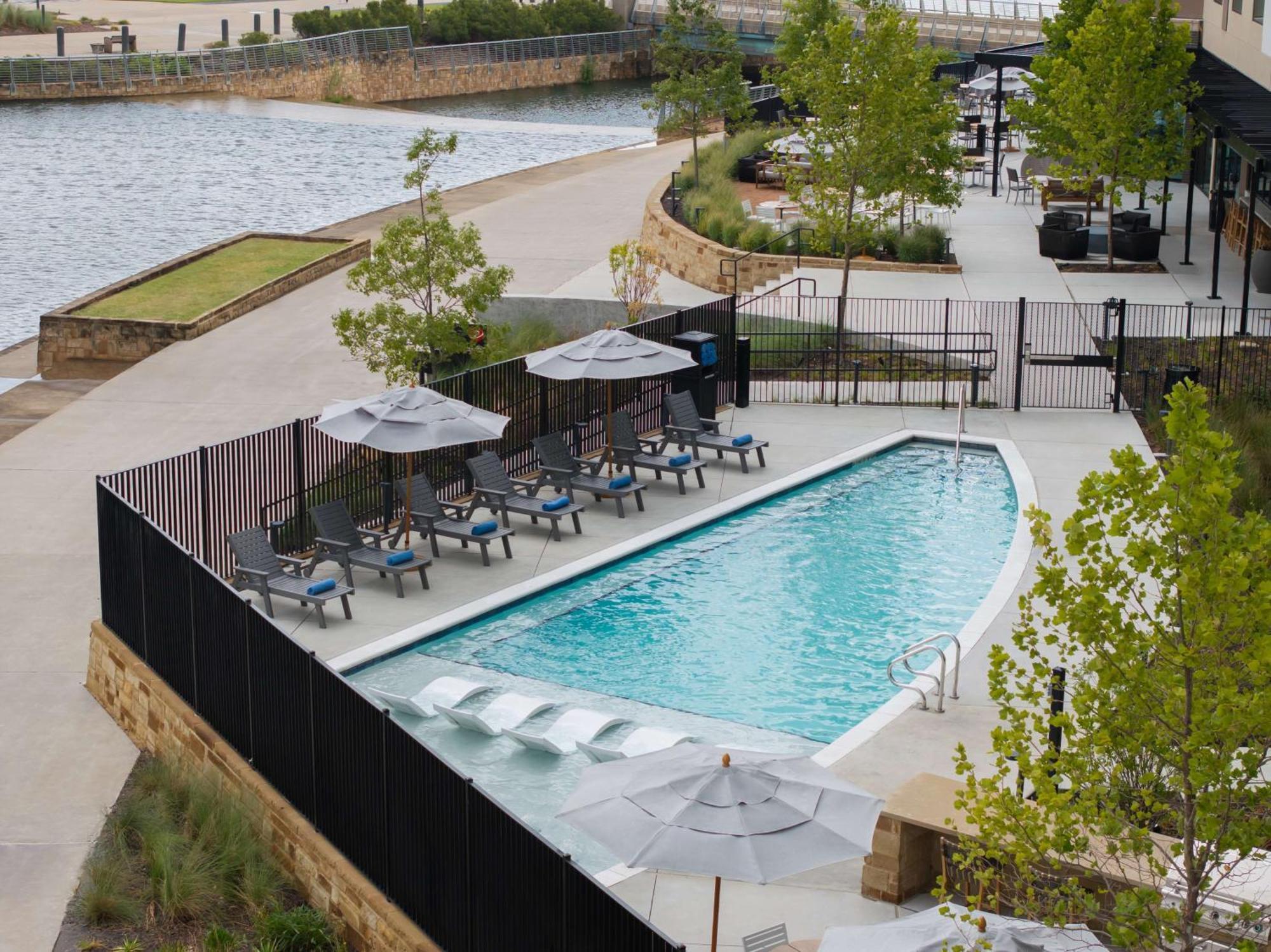 Homewood Suites By Hilton Grand Prairie At Epiccentral מראה חיצוני תמונה